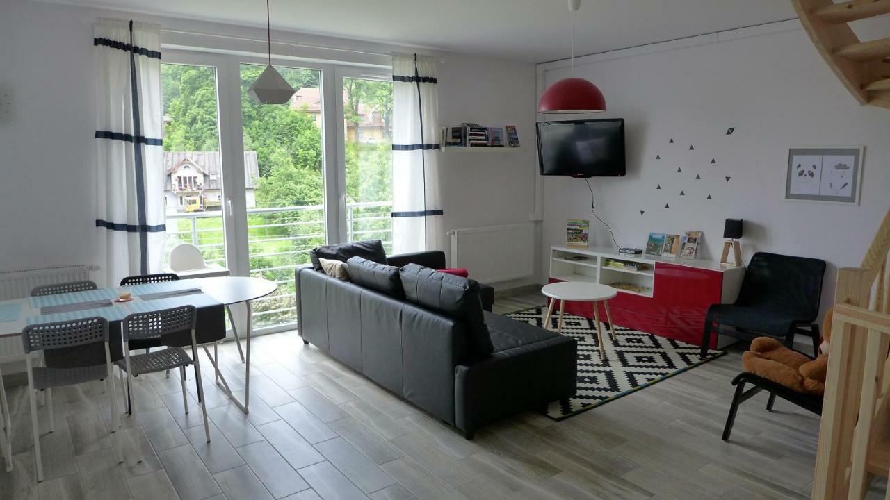 Apartament Rodzinny Plus Mountain Aparts Swieradow-Zdroj Exterior foto